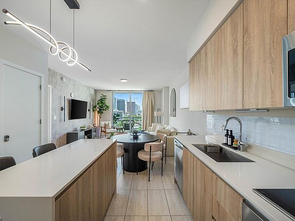 2nd image of 3900 Biscayne Boulevard #S-910