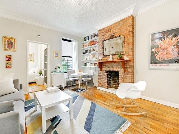2nd image of 305 Prospect Pl APT 4C