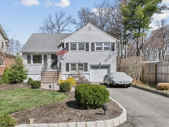 29 E Cedar St, Livingston Twp., NJ 07039