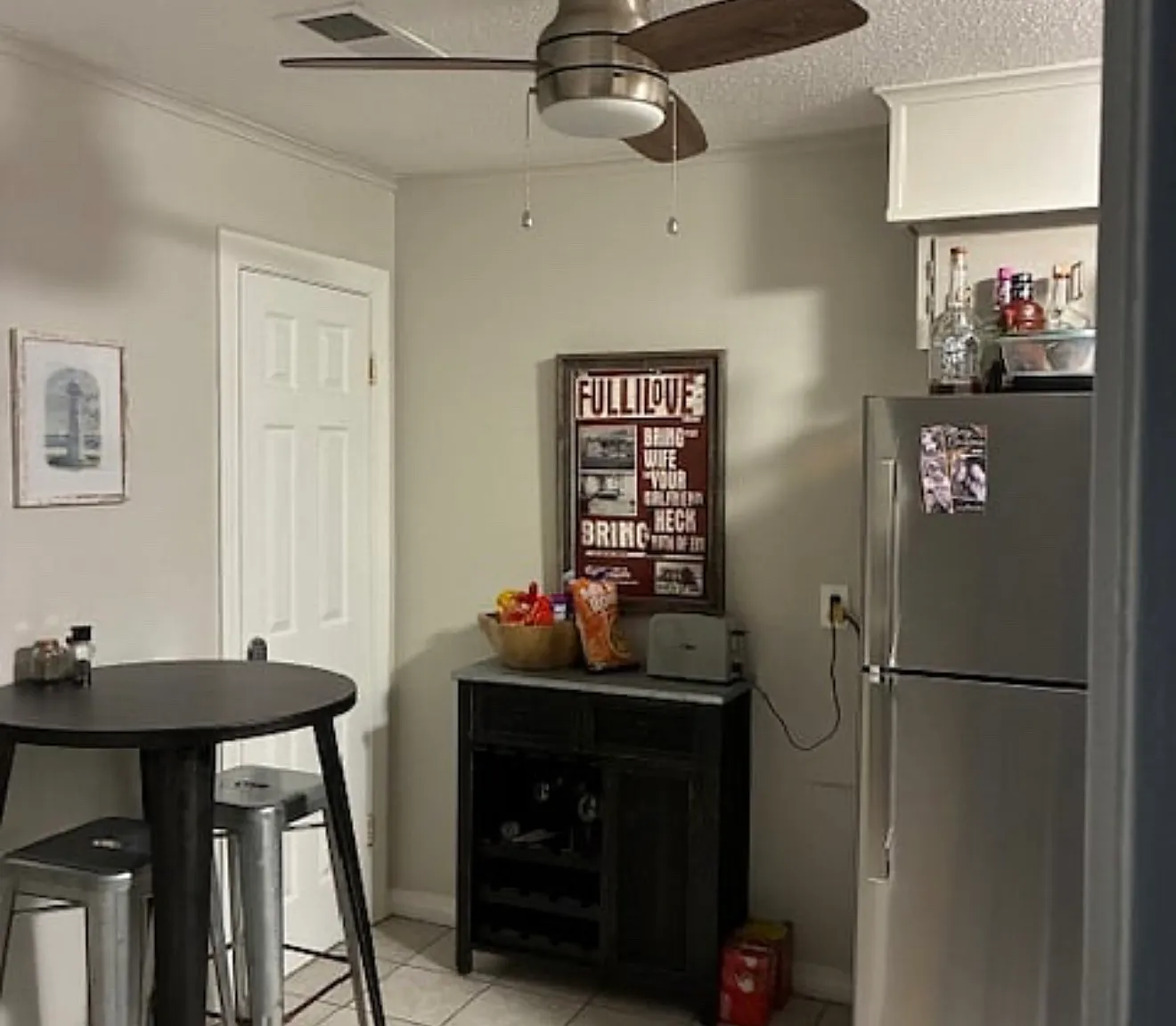 2 bed, 800 sqft, $1,595 — Photo 2