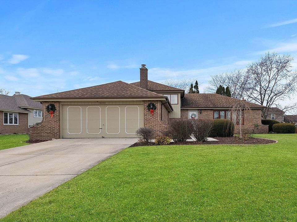 1st image of 15240 Royal Georgian Rd