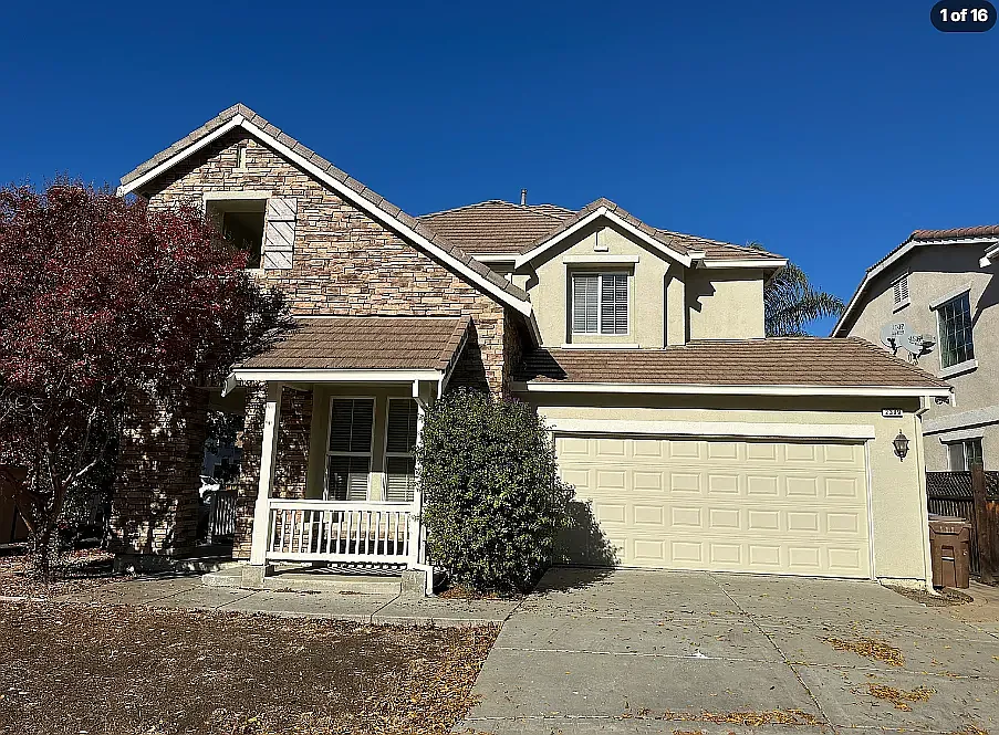 3 bed, 1969 sqft, $3,200 — Photo 3