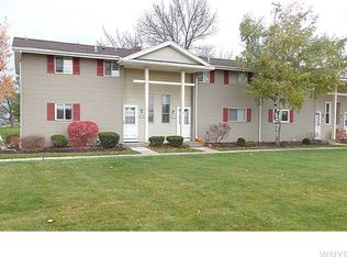 5123 Tuscarora Rd, Niagara Falls, NY 14304