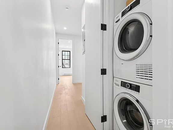 2nd image of 188 Claremont Ave #3N