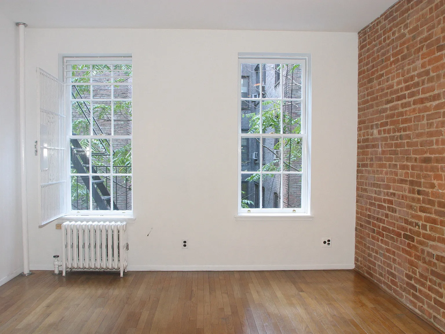 324 East 81st Street — Photo 2