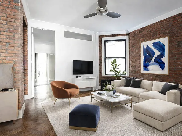 25 Grove St #3RW, New York, NY 10014