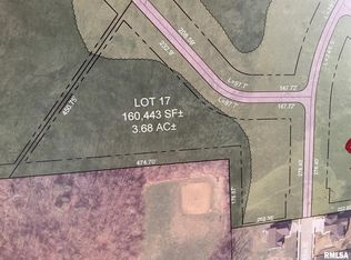 407 W 7th Ave, Coal Valley, IL 61240