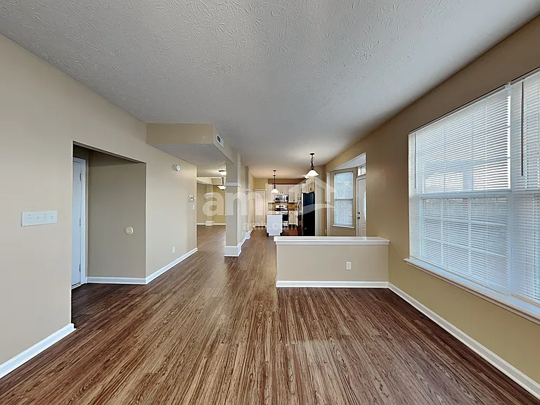 198 Easton Point Way — Photo 7