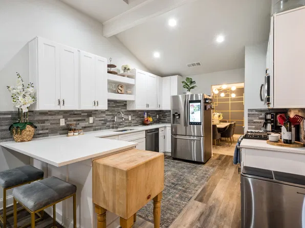 2210 Timberwood, Carrollton, TX 75006