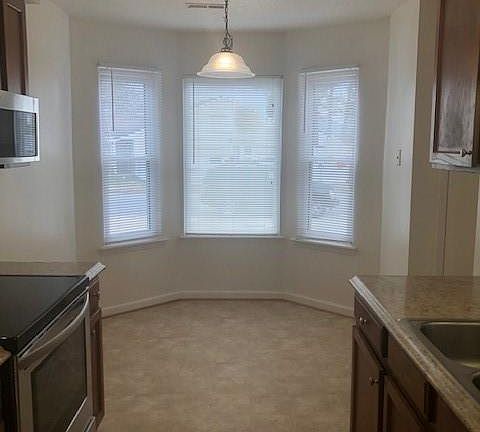 4th image of 1552 Sangaree Cir