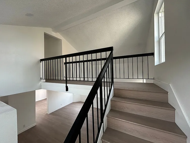 12040 Woodbridge Dr — Photo 13