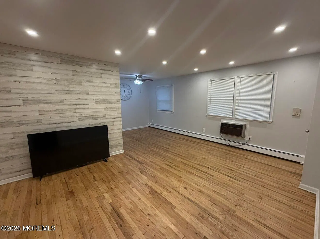 1 bed, 1.0 bath, $1,985 — Photo 2
