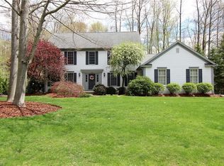 7530 Woodspring Ln, Hudson, OH