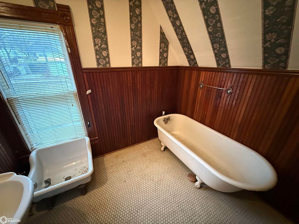 22nd image of this home