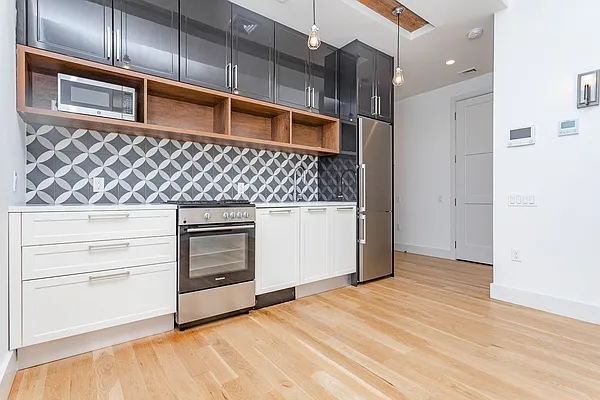 Rented by MySpaceNYC | media 5