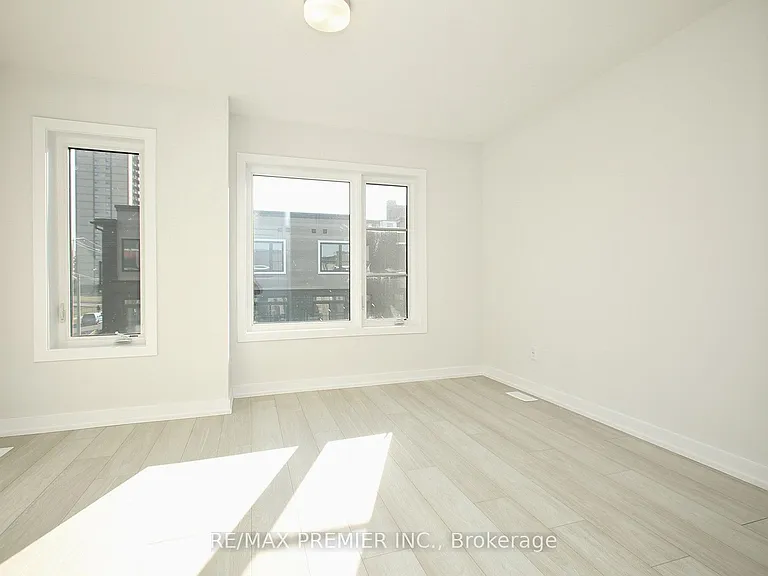 128 Brockley Dr — Photo 26