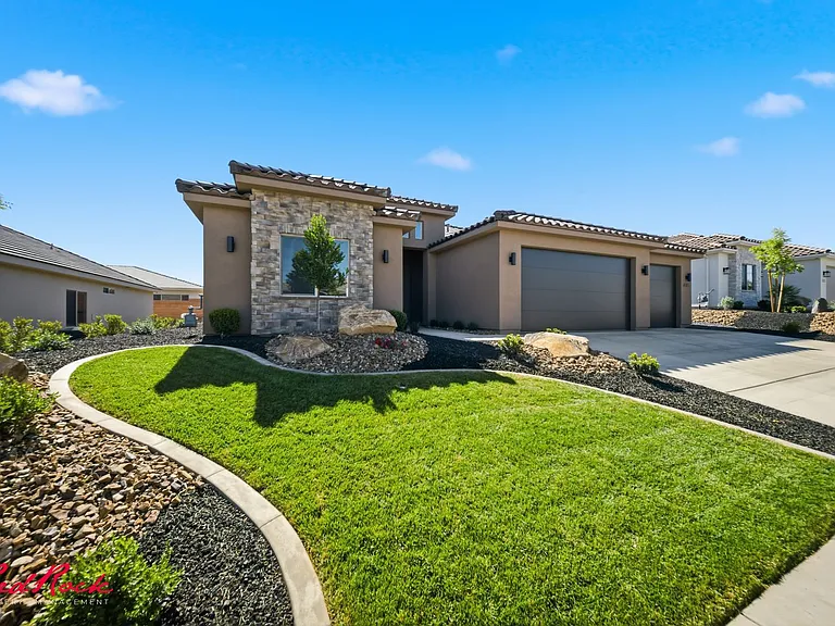 495 S Martignano Way — Photo 1