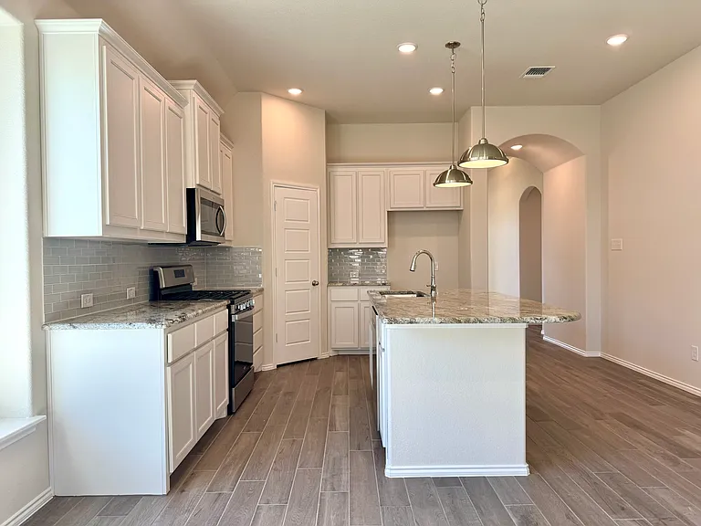 3005 Arbor Grove Trl — Photo 6