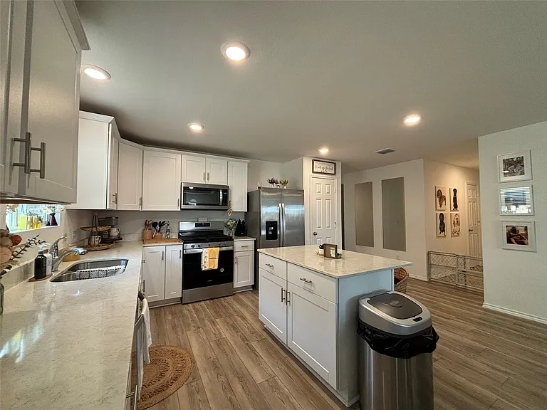 1945 Javelina St — Photo 4