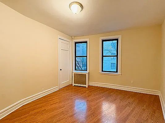 4th image of 120 Haven Ave APT 12