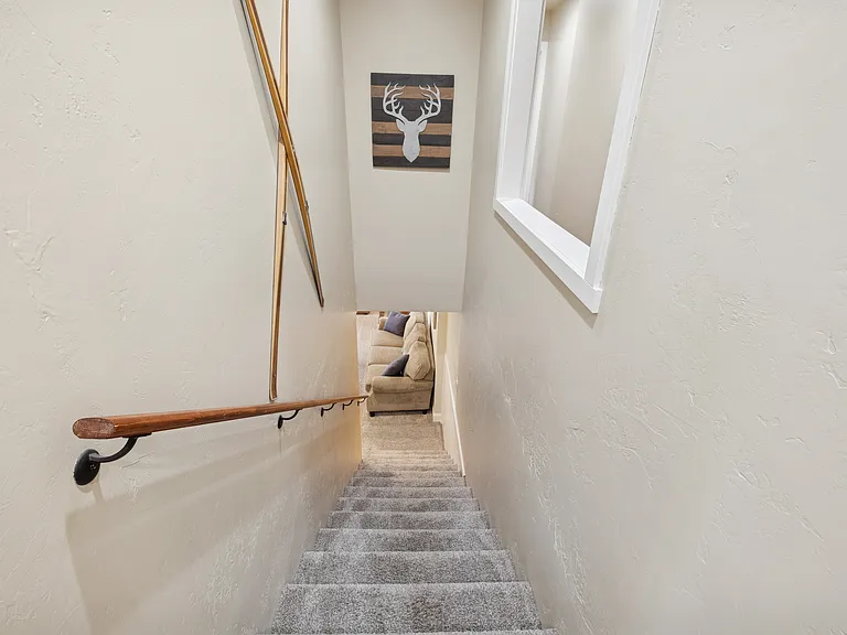 278 N Many Lakes Dr — Photo 24