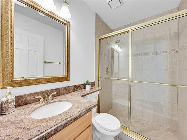 4414 NW 52nd St — Photo 16