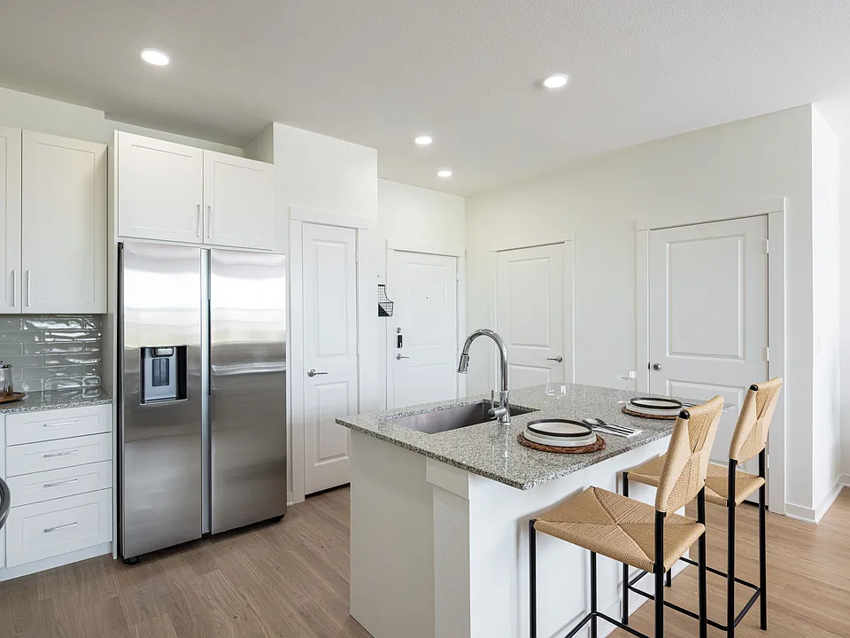 Broadstone Sierra Vista apartments community photo