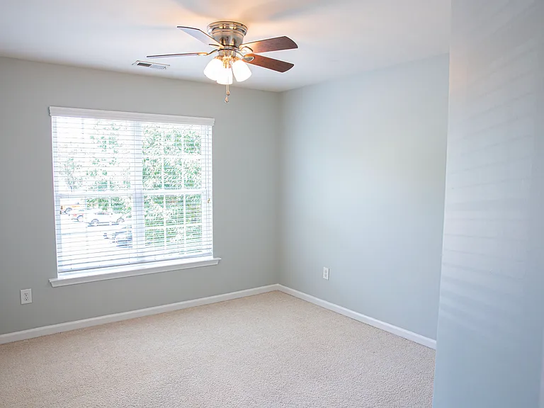 8312 Pilots View Dr — Photo 10
