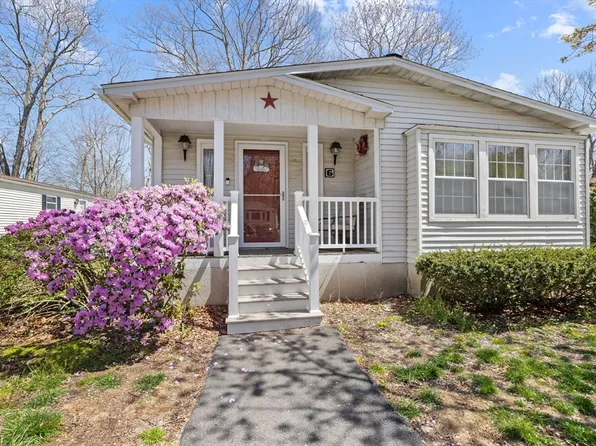 6 Baywood St, Rockland, MA 02370
