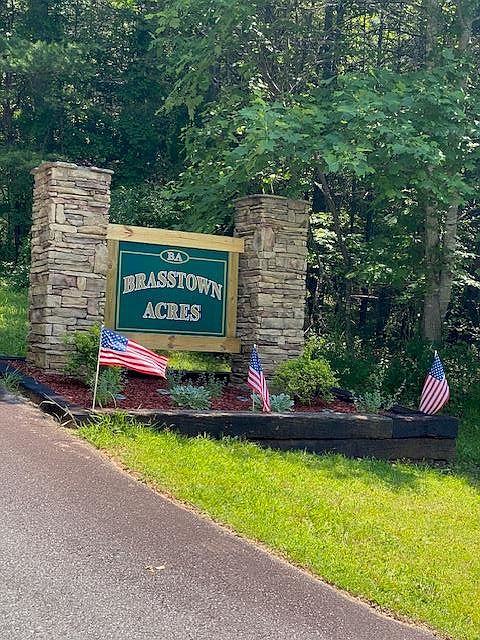 1st image of 9 Brasstown Acres Dr