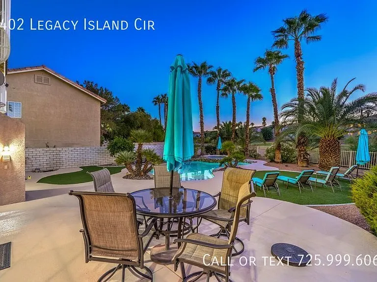 2402 Legacy Island Cir — Photo 46