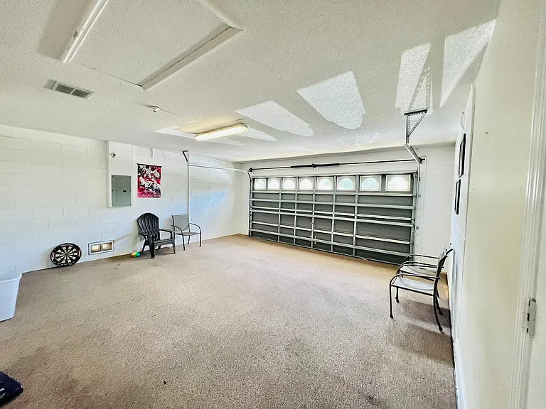 2565 Bear Creek Ct — Photo 17