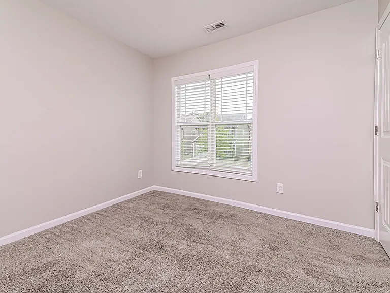 157 Golden Gate Pkwy — Photo 14