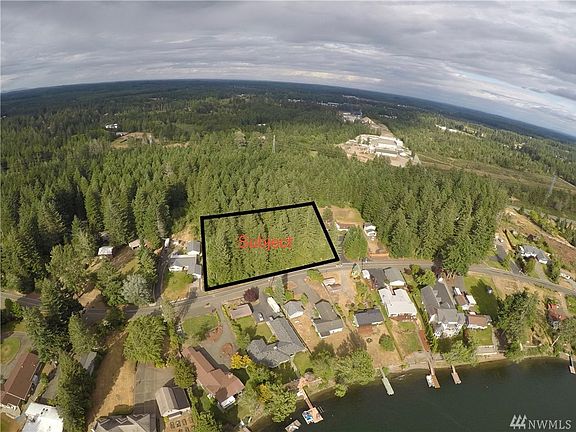 In an area of nice homes - great neighborhood!  Black lines are approximate only and may not be exact.