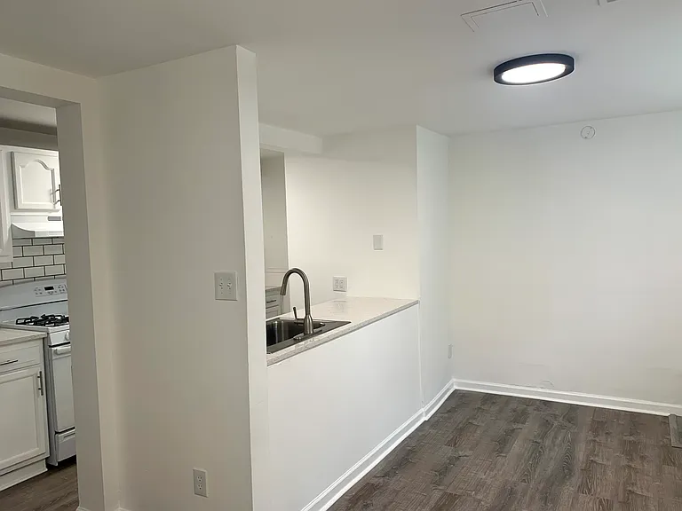 408 Eloise St #408 — Photo 9