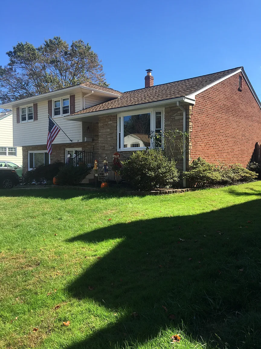 13 Hillcroft Rd photo 1