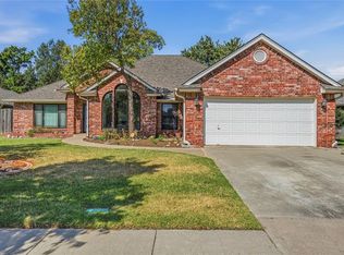 3808 Drawbridge Ln, Norman, OK 73071