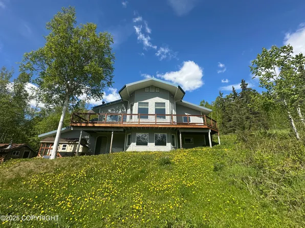 4477 Panther Dr, Eagle River, AK 99577