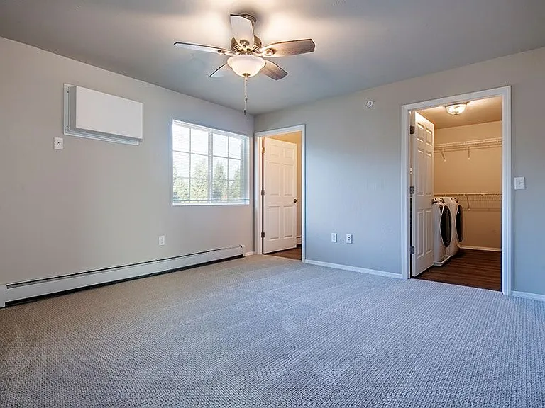 PRAIRIE VIEW ESTATES — Photo 11