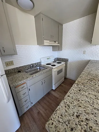 4047 Hamilton Ave #F7 Photo 1