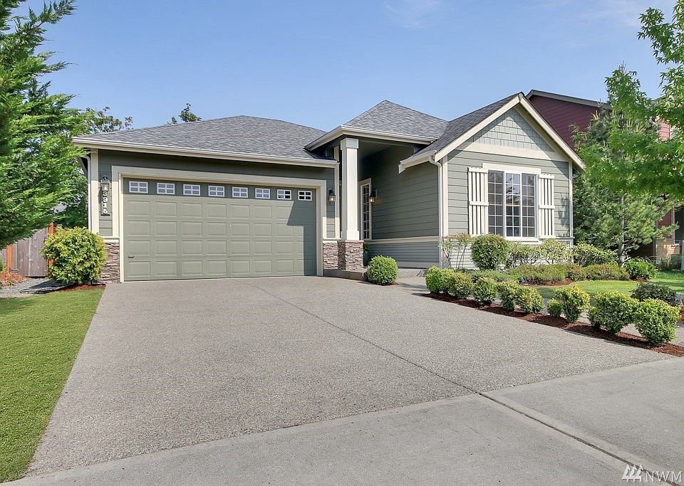 1st image of 3915 25th St SE