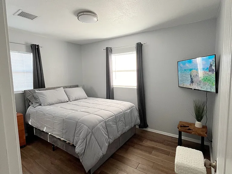 102 Walnut Ct — Photo 8