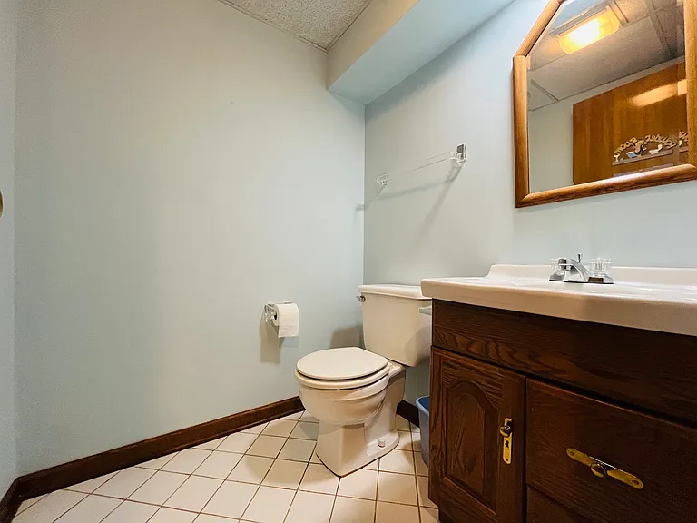 1483 Heather Ln — Photo 24