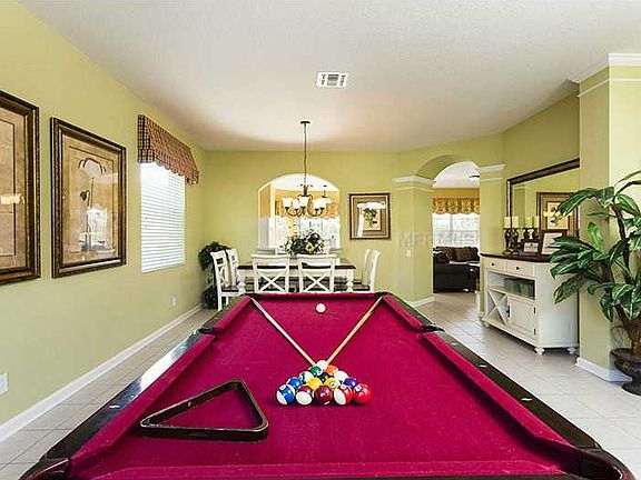 4th image of 2711 Manesty Ln