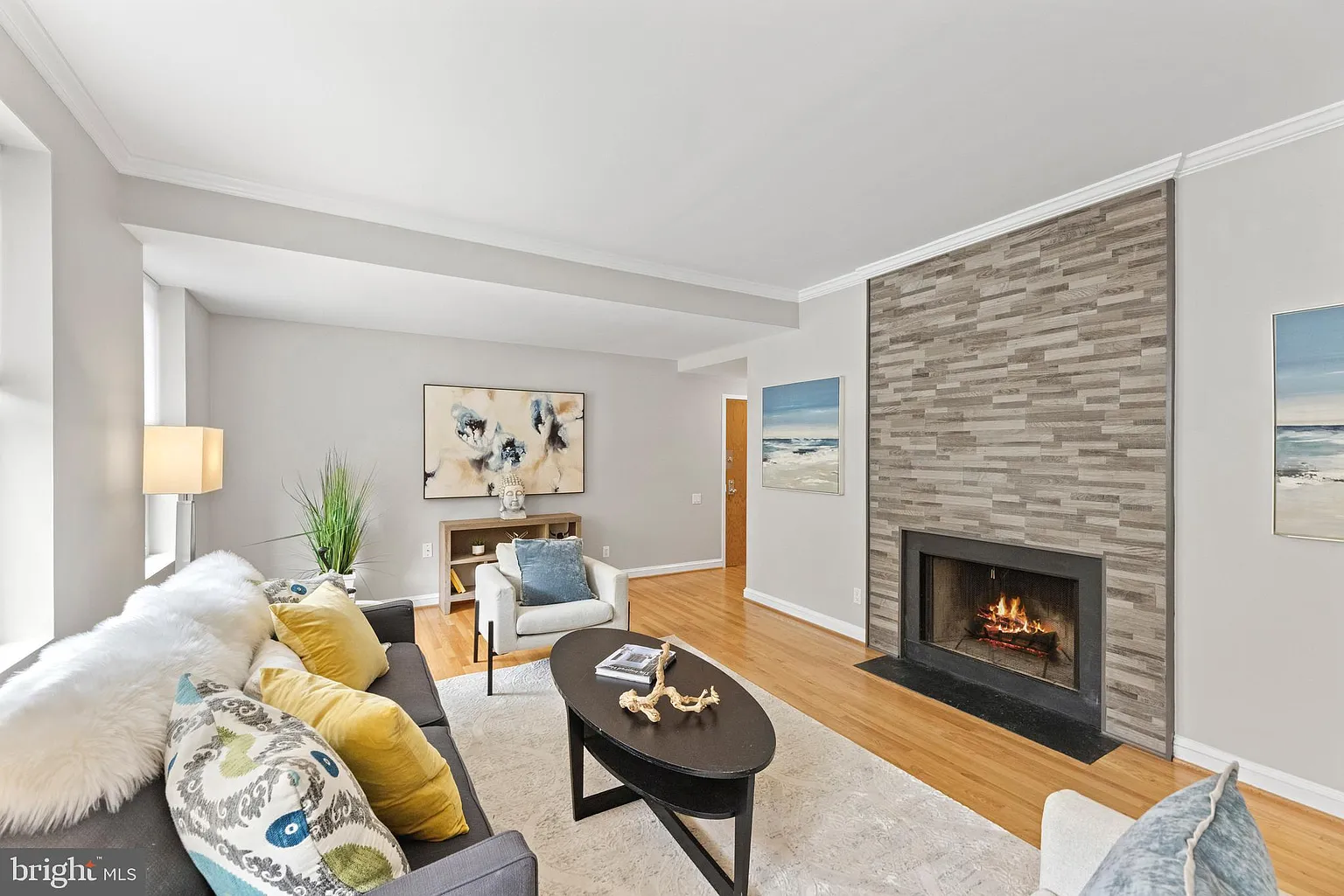 1835 California St NW APT B photo 1