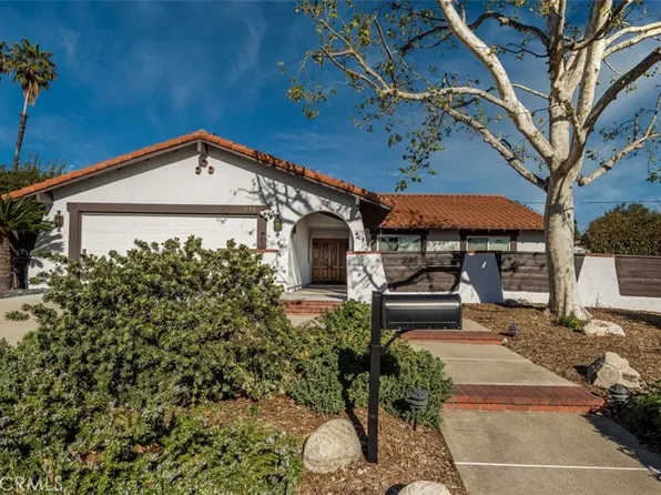 2160 La Sierra Way, Claremont, CA 91711