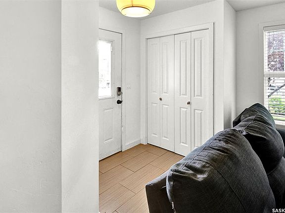 4th image of UNIT 111-3011 McClocklin ROAD