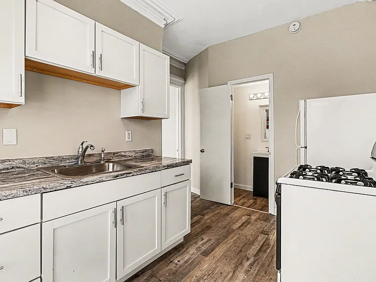 2066 River St #5 — Photo 12