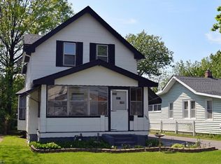1460 E 330th St, Eastlake, OH 44095