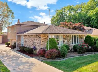 11848 S Leamington Ave, Alsip, IL 60803